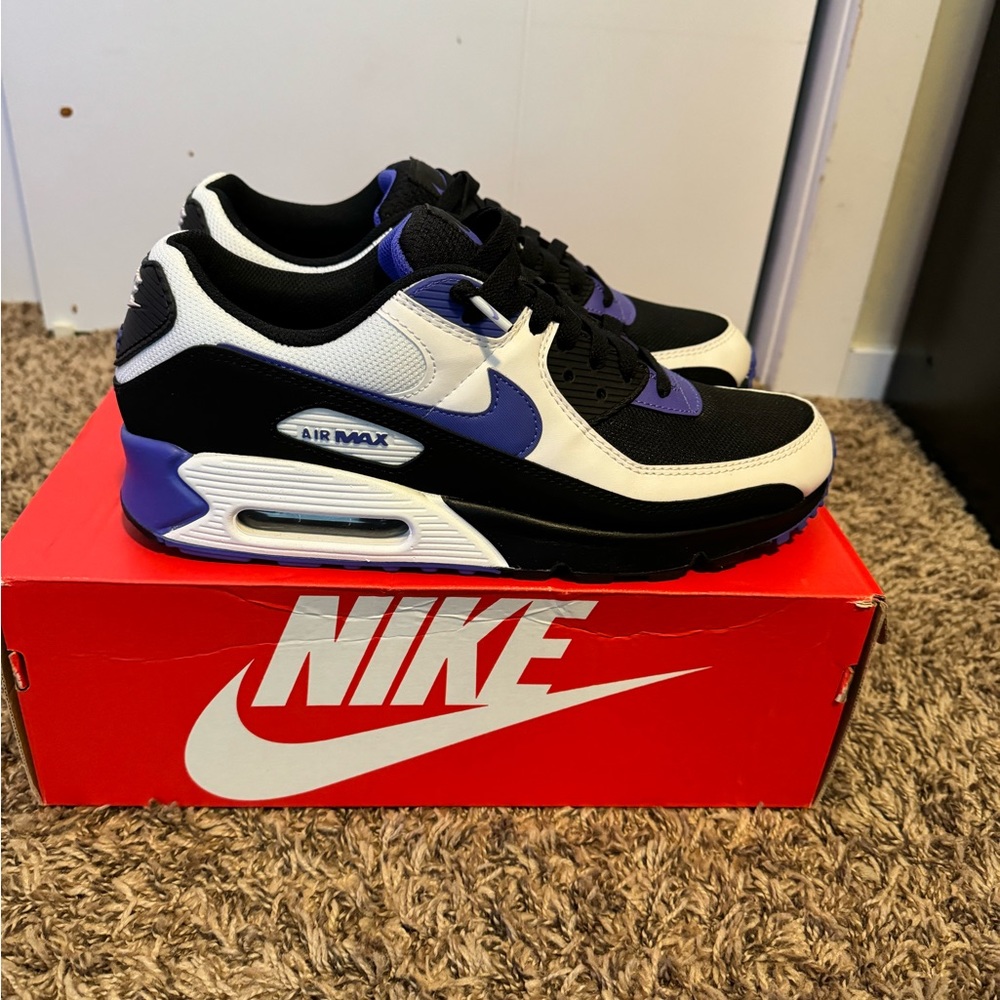Nike Air Max 90